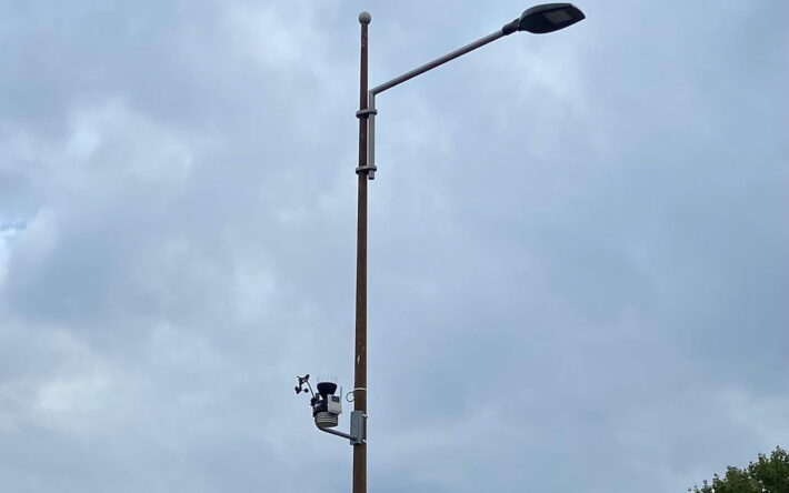 La métropole de Toulouse a déployé une cinquantaine de stations météo afin d’établir des cartographies en temps réel des îlots de chaleur urbains. Crédits photo : Toulouse Métropole
